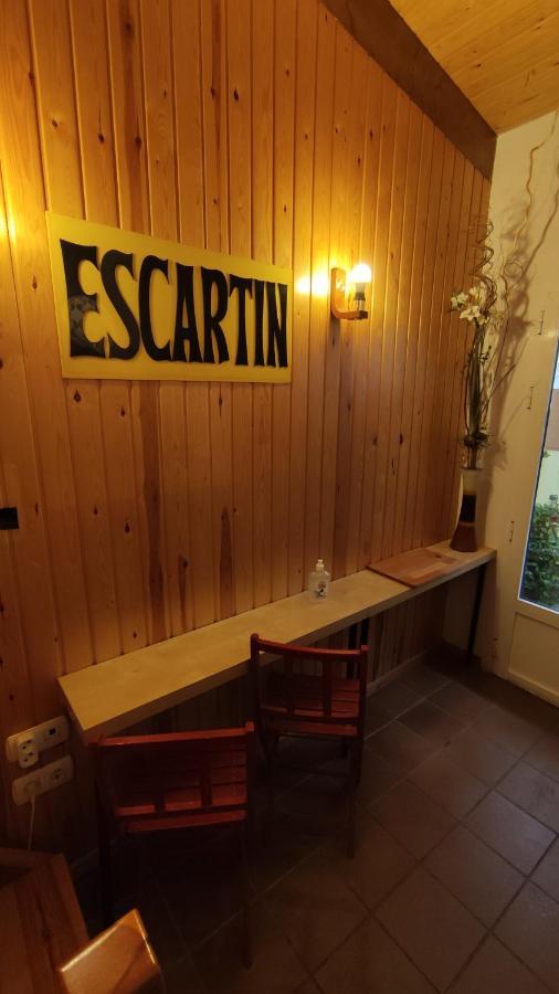 Hostal Escartin Sabiñánigo المظهر الخارجي الصورة
